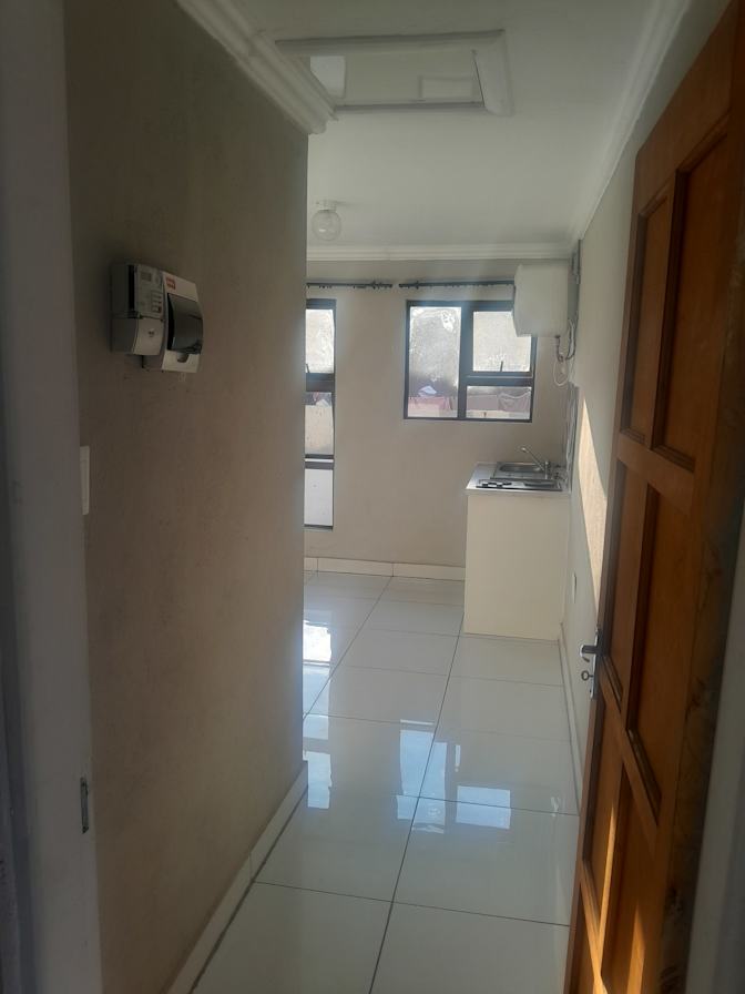 Ofentse's room