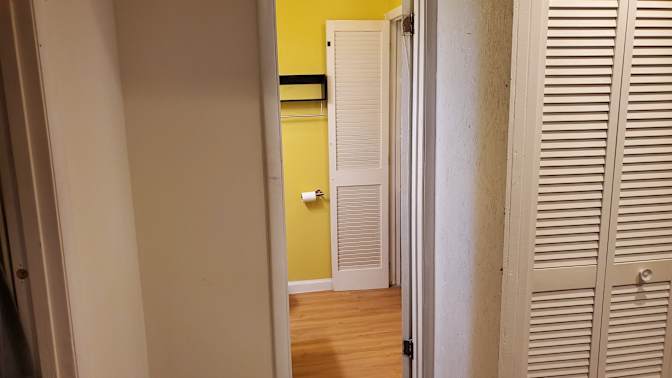 Enrique's room