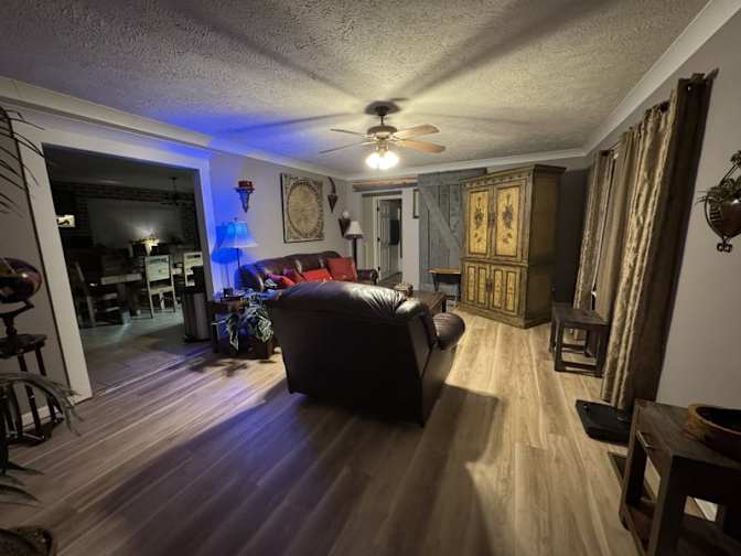 Dejuan's room