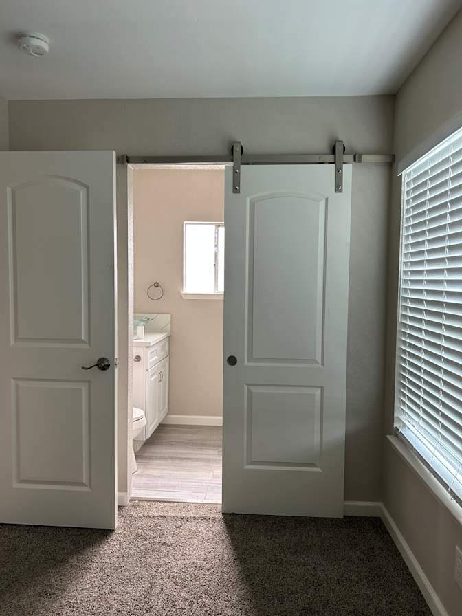 Tami Smith's room