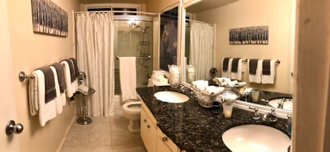 Dee's room