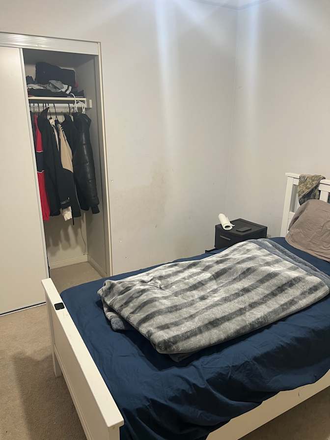 rahul mehra's room