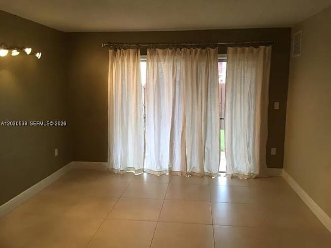 Thomas's room