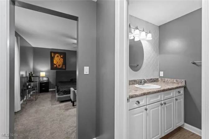 UrbanOasis's room
