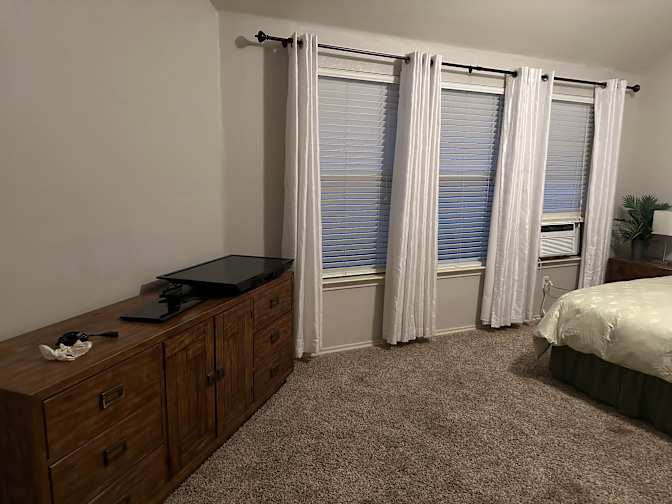 Gayle's room