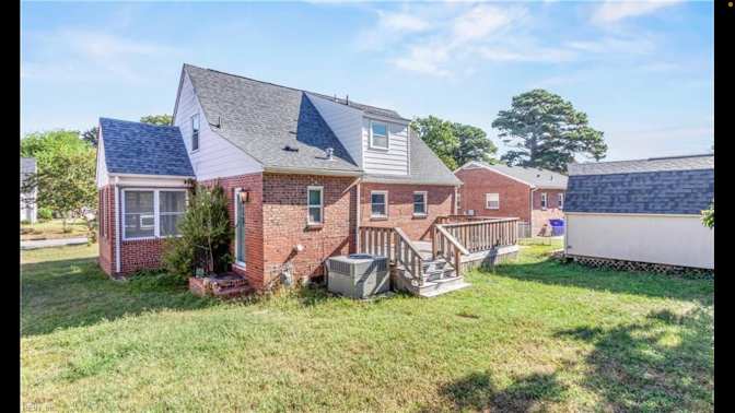 Mark's room