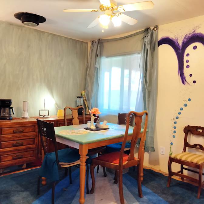 Silvia's room