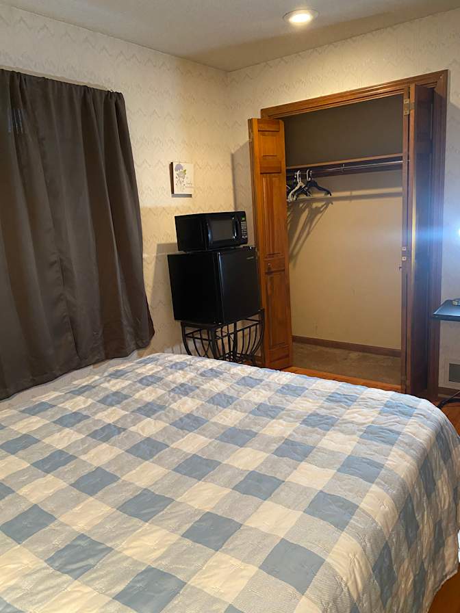Gloria's room