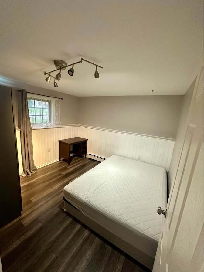 Jonathan Bonaobra-Bryan's room