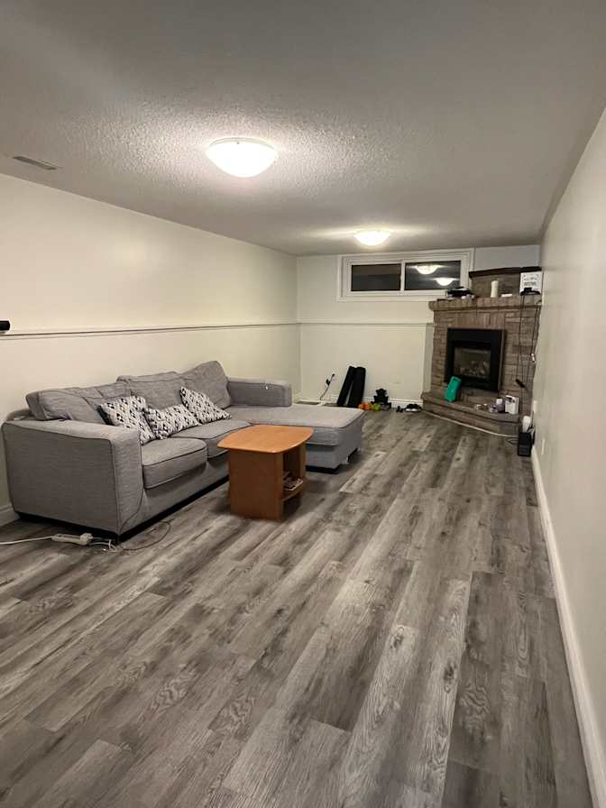 Tino's room