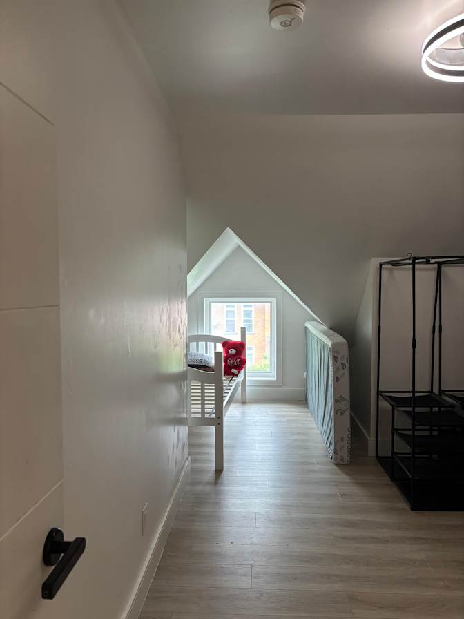 O's room