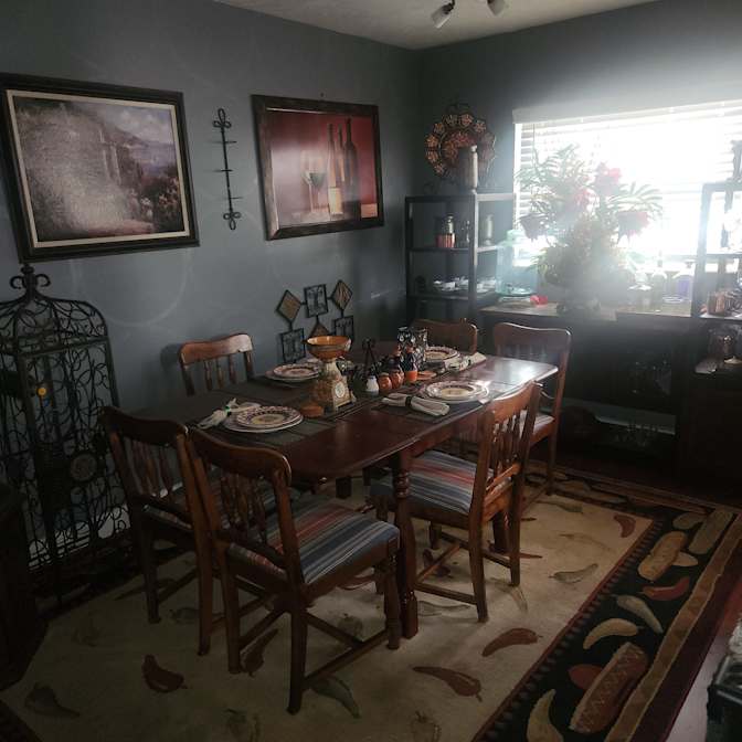 Glenn's room