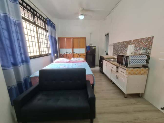 Roomy's room
