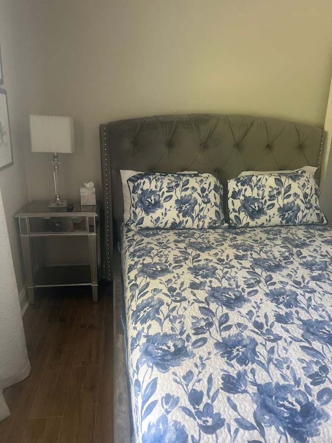 Ana's room