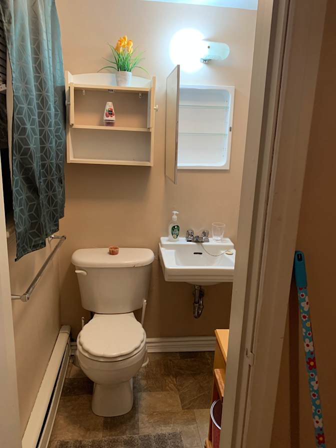 Oyindamola's room