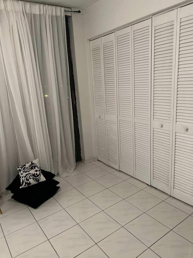 Jay macedo's room