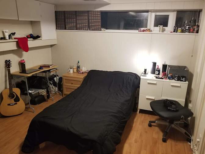 Justin Babin's room
