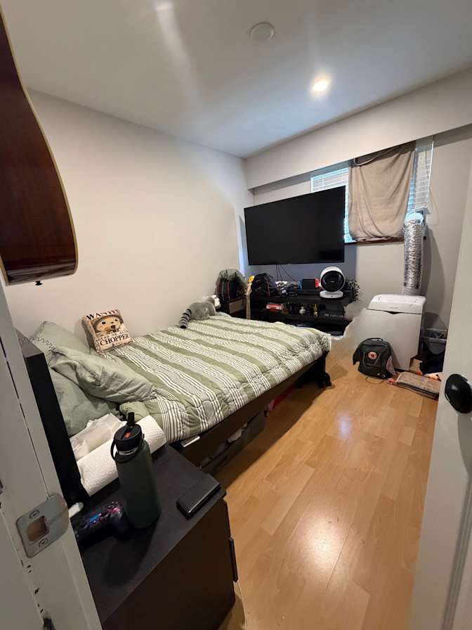 Vincent Palaylay's room