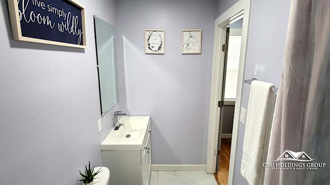 GBU Holdings Group's room