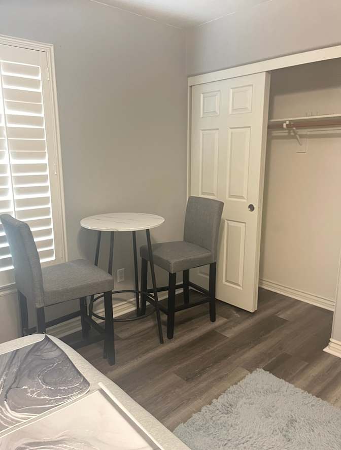 Joy’s  Rentals's room