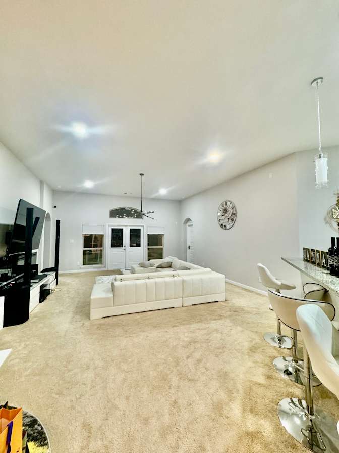 Hannah Nguyen's room
