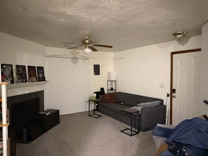 Ricardo's room