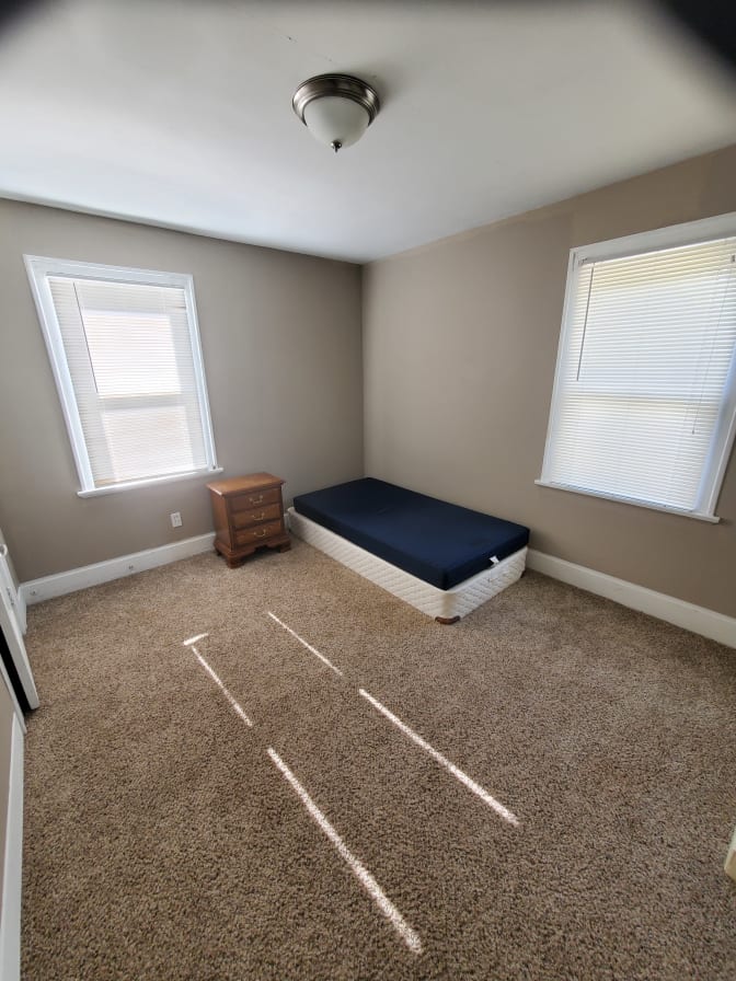 Omny's room
