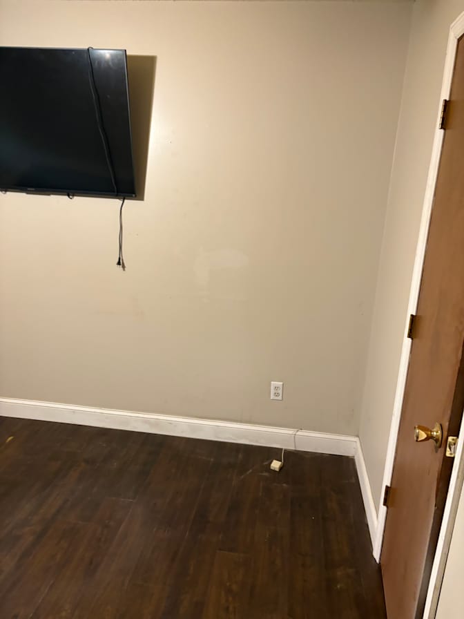 Curtis's room