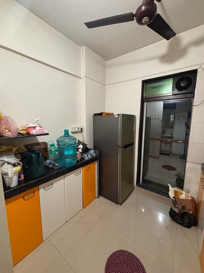 Manav Shinde's room