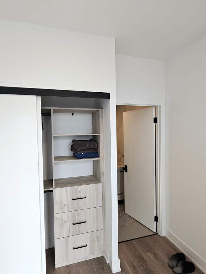 Srinjon Gupta's room