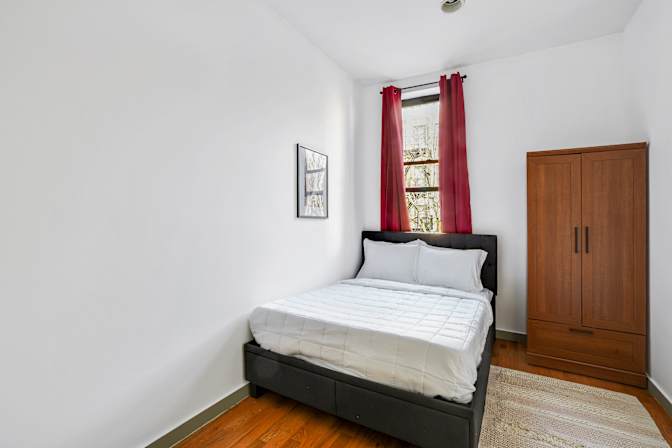 Sam June's room