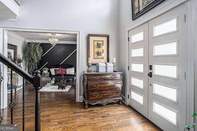Leo's room