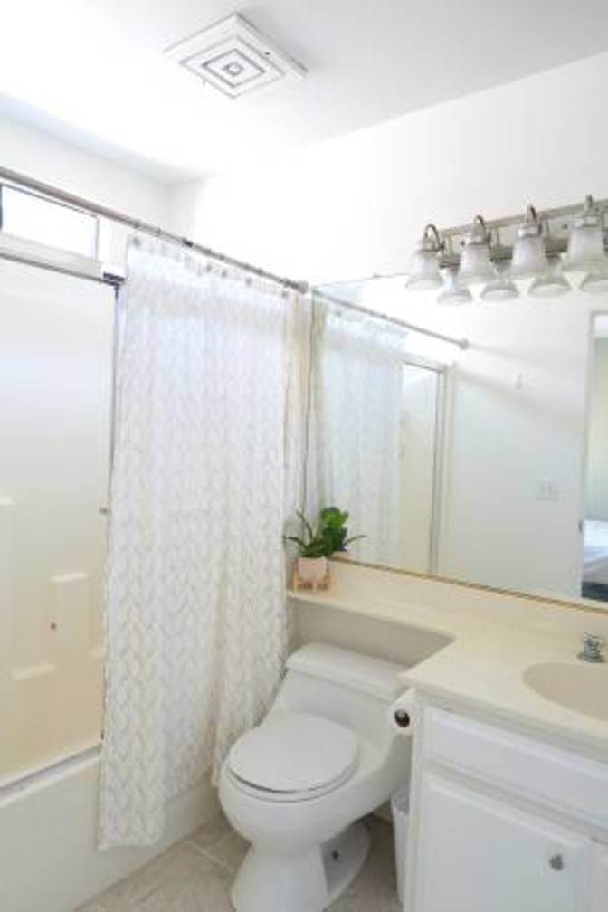 Furnished Private Room's room