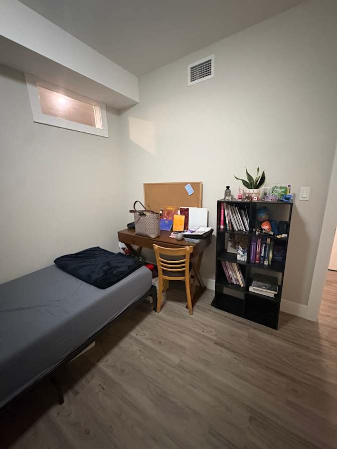 Courtney's room