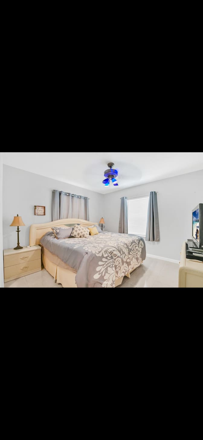 Diana's room