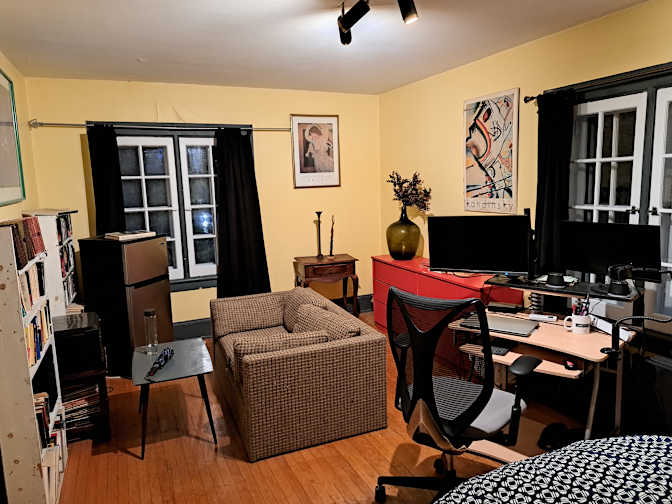 Winston Tannis's room