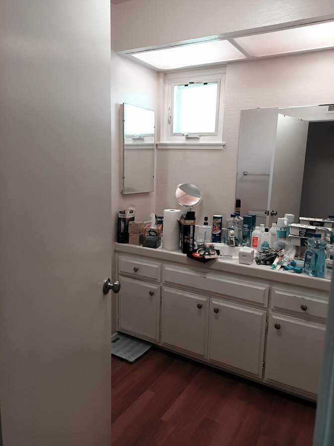 R's room