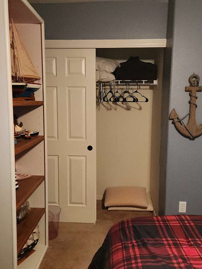 Steve's room