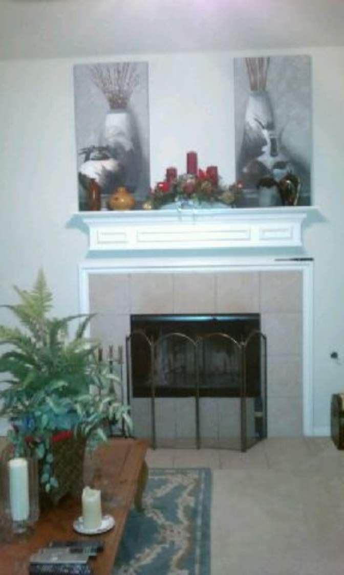 Raul's room