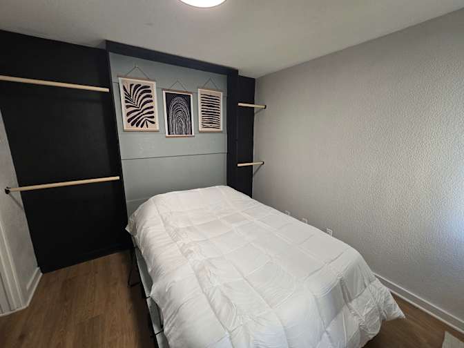 Ange's room