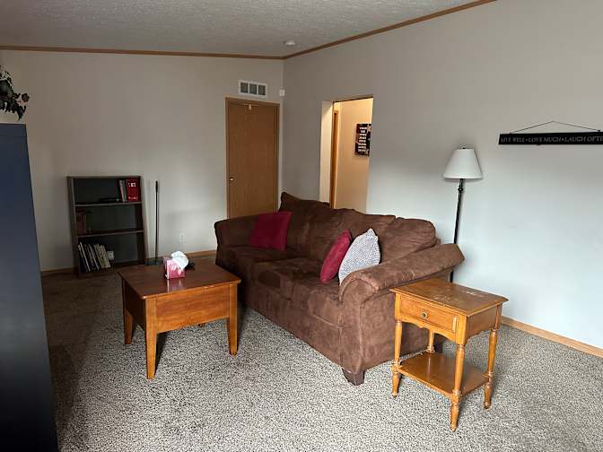 NOAHS's room