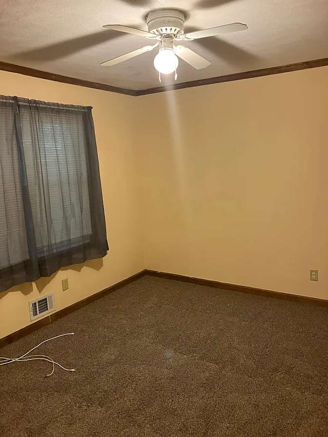 Alcove Rooms's room