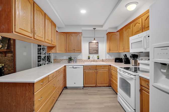 lifedoorrentals's room