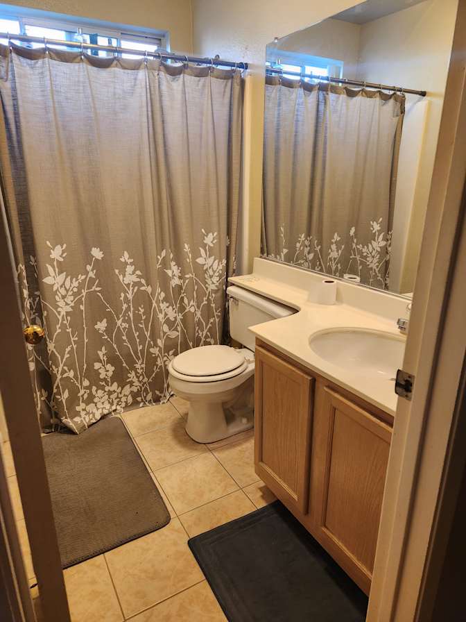 Jen's room