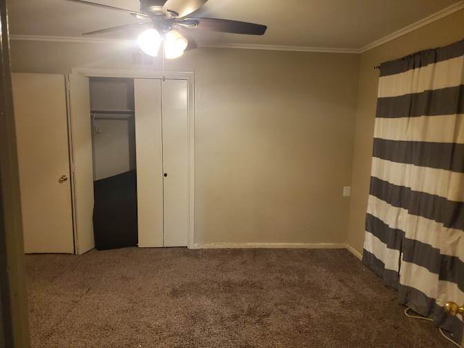 Thomas's room