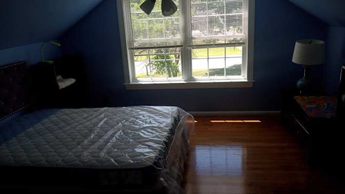 Darnell's room