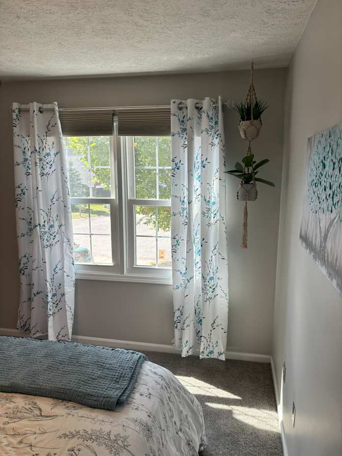 Tracie's room