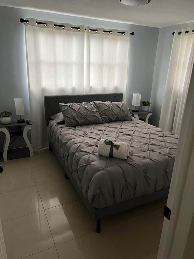 Darren's room