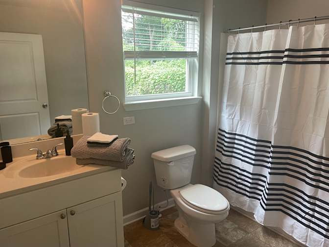 Alcove Rooms's room