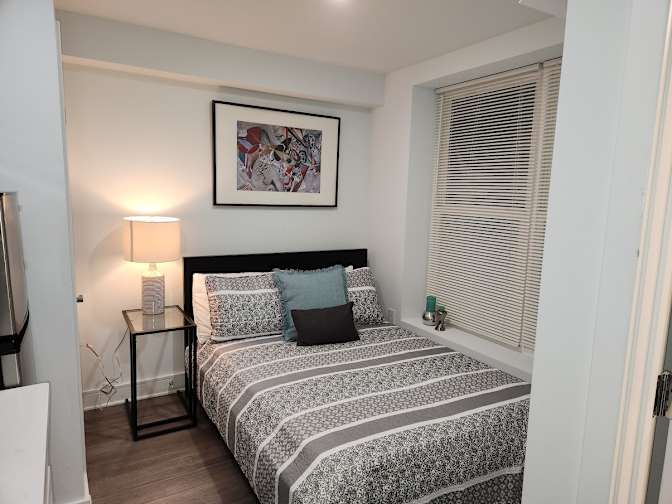 Tee's room